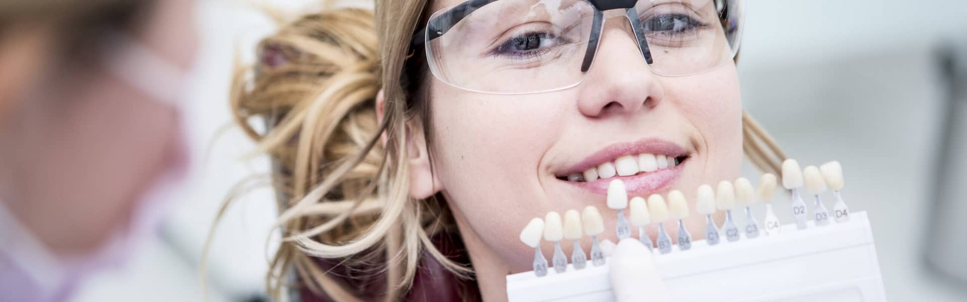 Zoom Teeth Whitening Treatment in Dundas, Hamilton